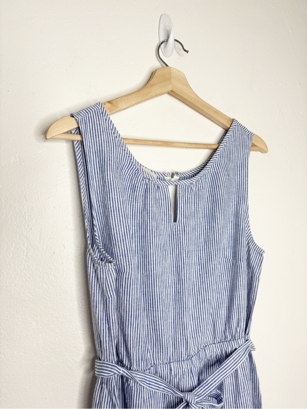 Talbots Blue White Stripe Linen Blend Sleeveless Midi Dress Size 4 EUC - Picture 4 of 11
